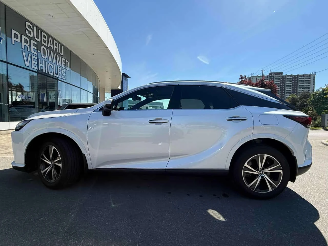 Lexus RX 350h | DISTRONIC | ШИБИДАХ | CARFAX| ОБДУХВАНЕ | , снимка 2 - Автомобили и джипове - 54754394