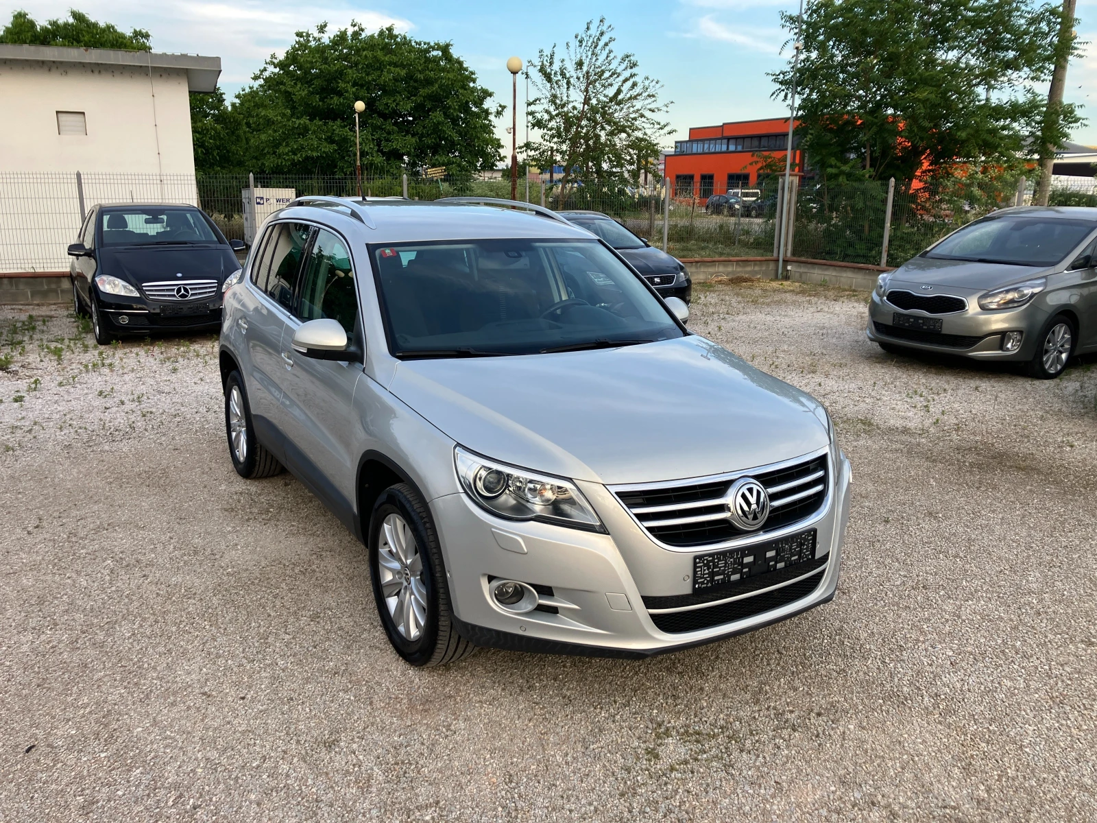 VW Tiguan 2.0 TDI -4x4 | Mobile.bg � ����������� 11