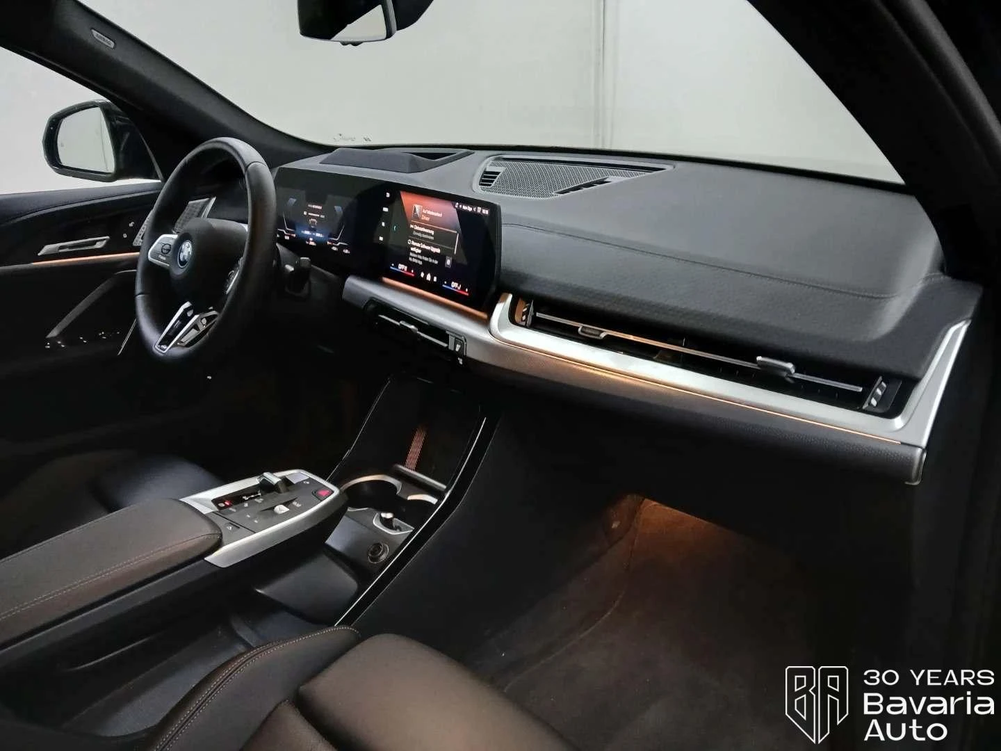 BMW iX2 20 eDrive M Sport Paket , снимка 7 - Автомобили и джипове - 55018750