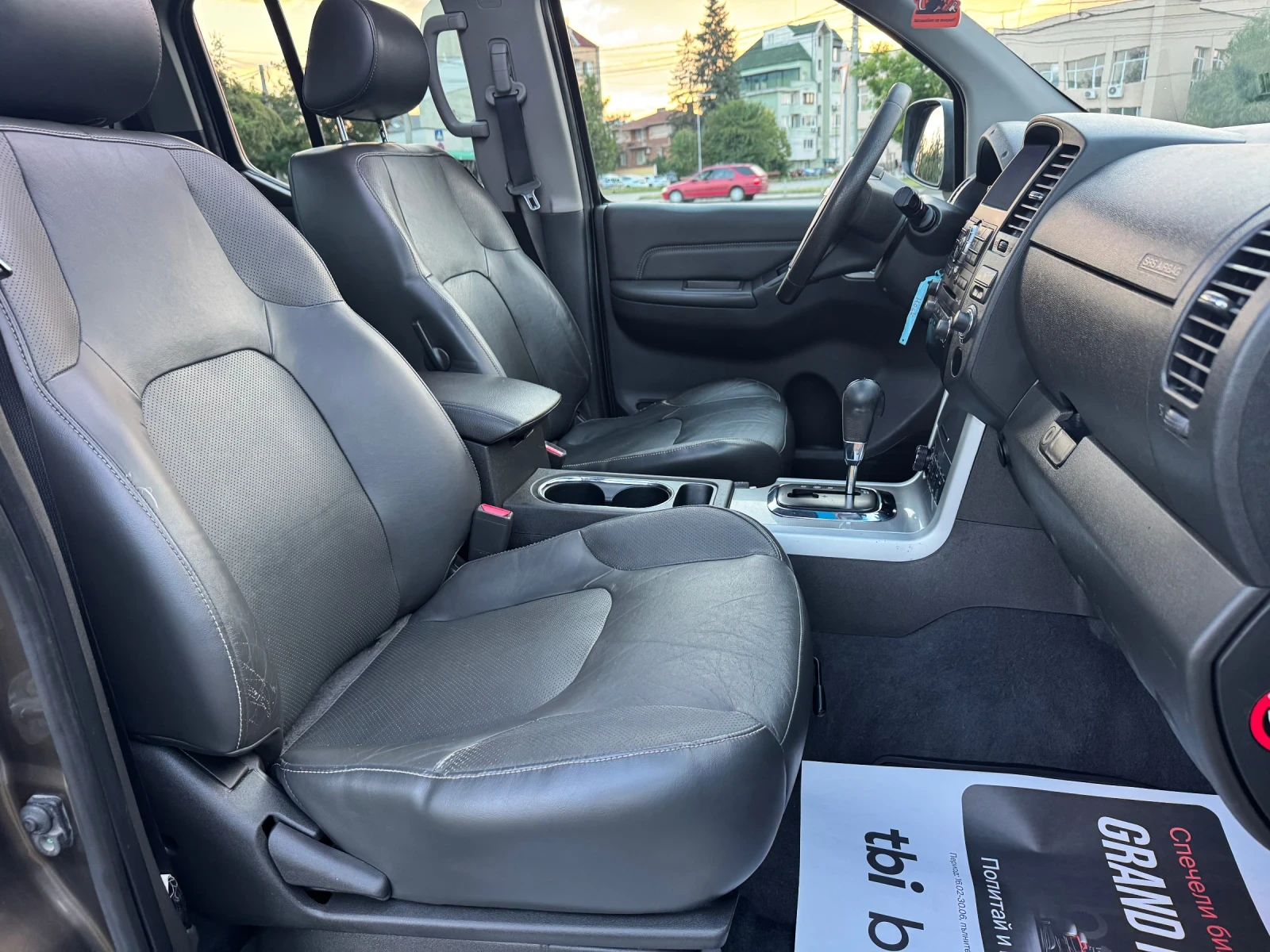 Nissan Navara 3.0DCi V6 , снимка 12 - Автомобили и джипове - 55439633