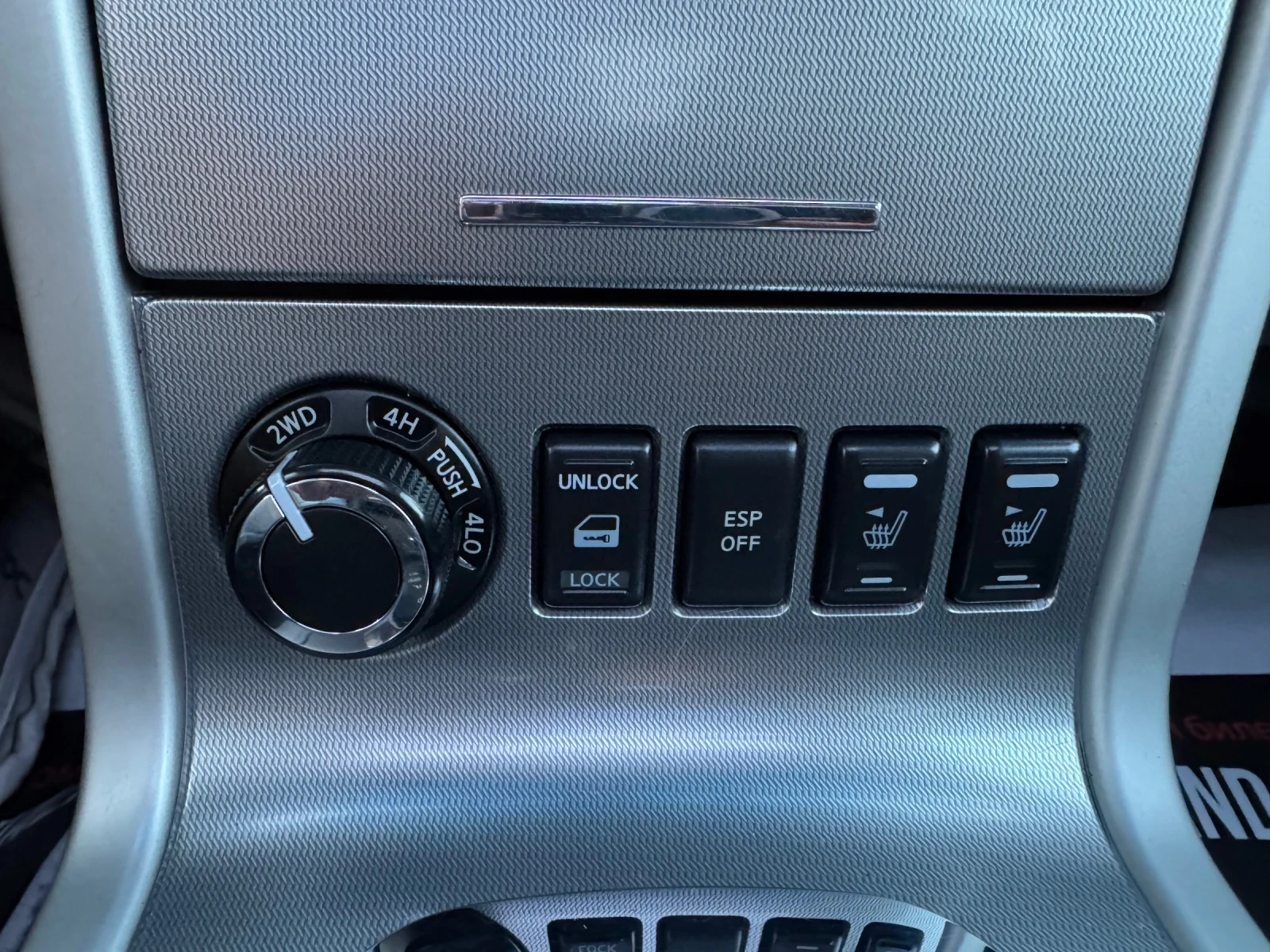 Nissan Navara 3.0DCi V6 , снимка 15 - Автомобили и джипове - 55439633