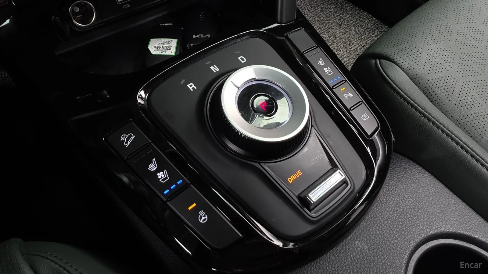 Kia Seltos 2.0 2WD Gravity* КОЖА* ОБДУХВ* НАВИ* КАМЕРА, снимка 7 - Автомобили и джипове - 55513856