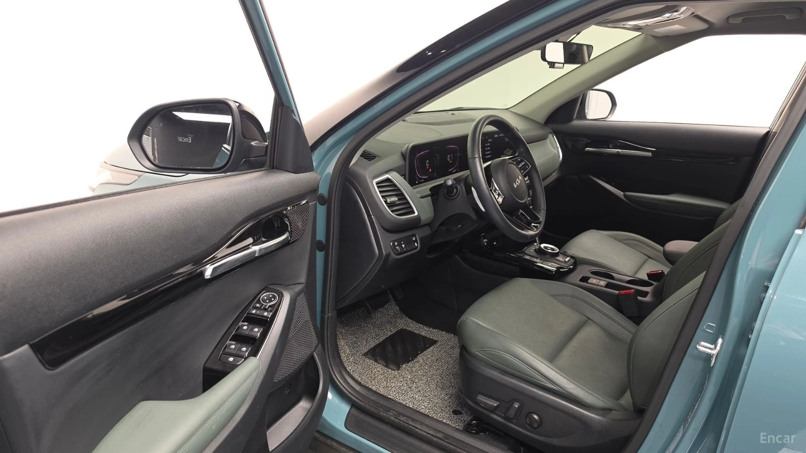 Kia Seltos 2.0 2WD Gravity* КОЖА* ОБДУХВ* НАВИ* КАМЕРА, снимка 8 - Автомобили и джипове - 55513856