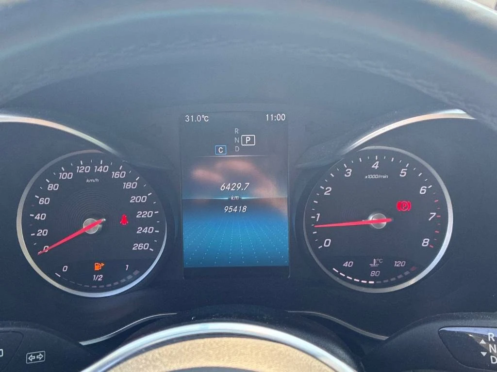Mercedes-Benz GLC 300 4MATIC SUV * CARFAX * ОПЦИЯ ЗА ФИНАНСИРАНЕ, снимка 8 - Автомобили и джипове - 55839044