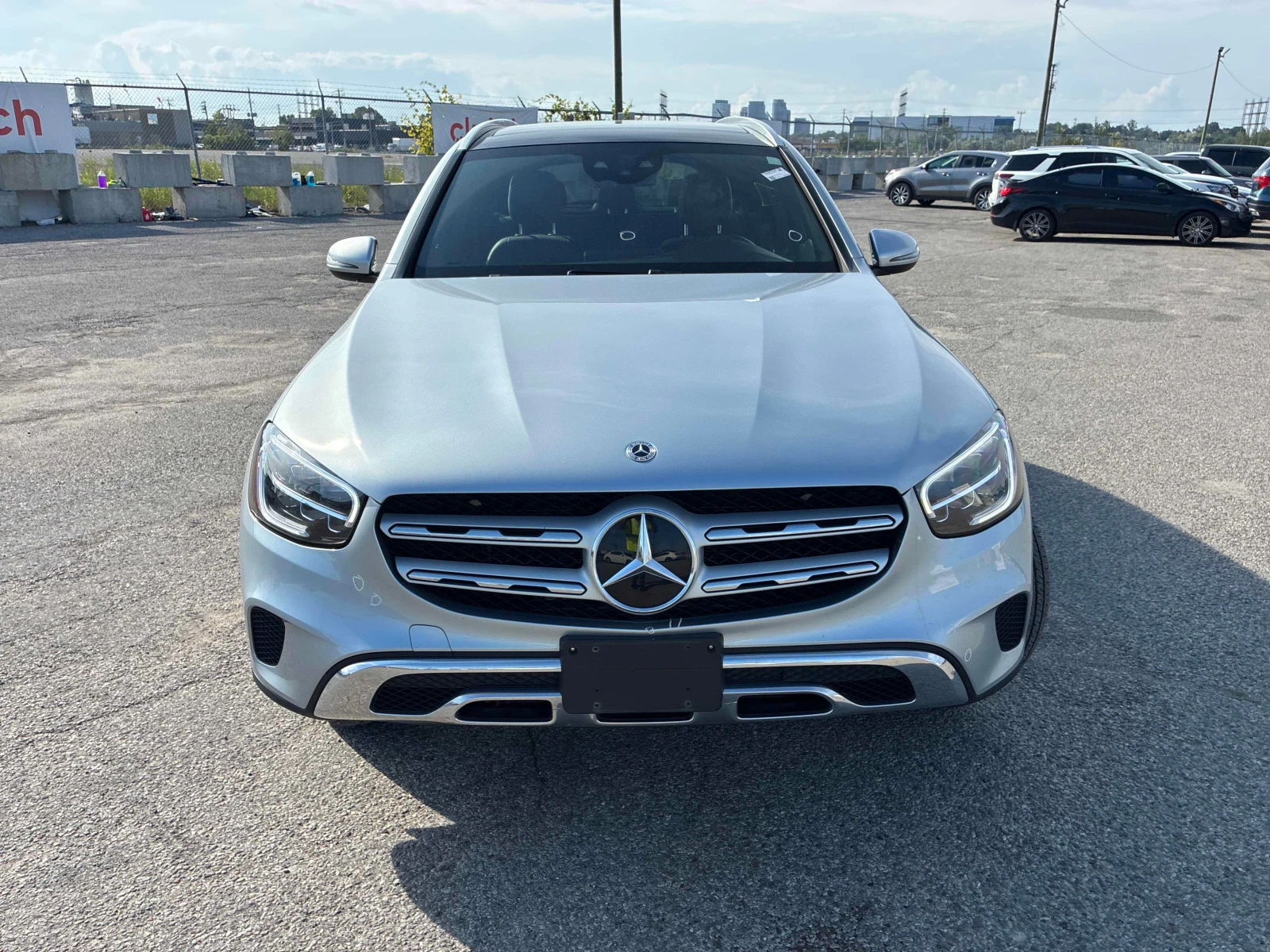 Mercedes-Benz GLC 300 4MATIC SUV * CARFAX * ОПЦИЯ ЗА ФИНАНСИРАНЕ, снимка 6 - Автомобили и джипове - 55839044