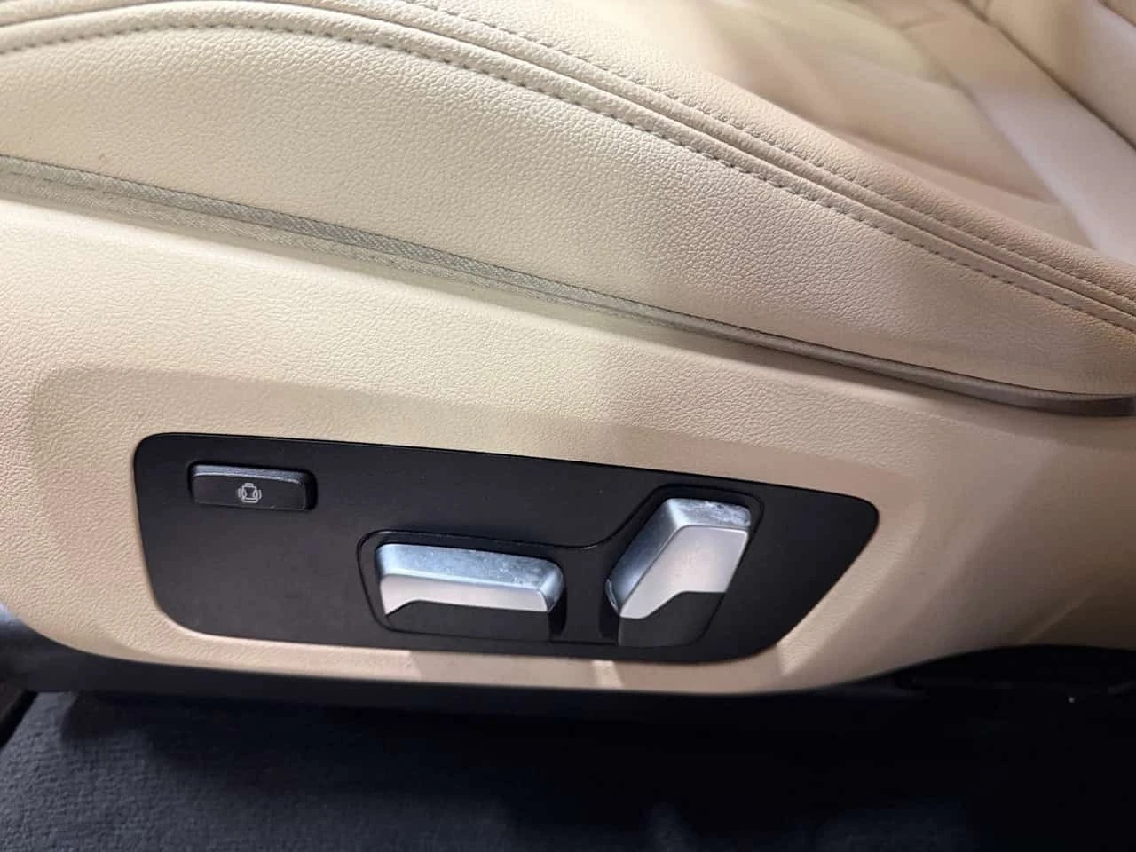 BMW X3 / 30i xDrive / CARPLAY / PANO / ���������� | Mobile.bg � ����������� 16