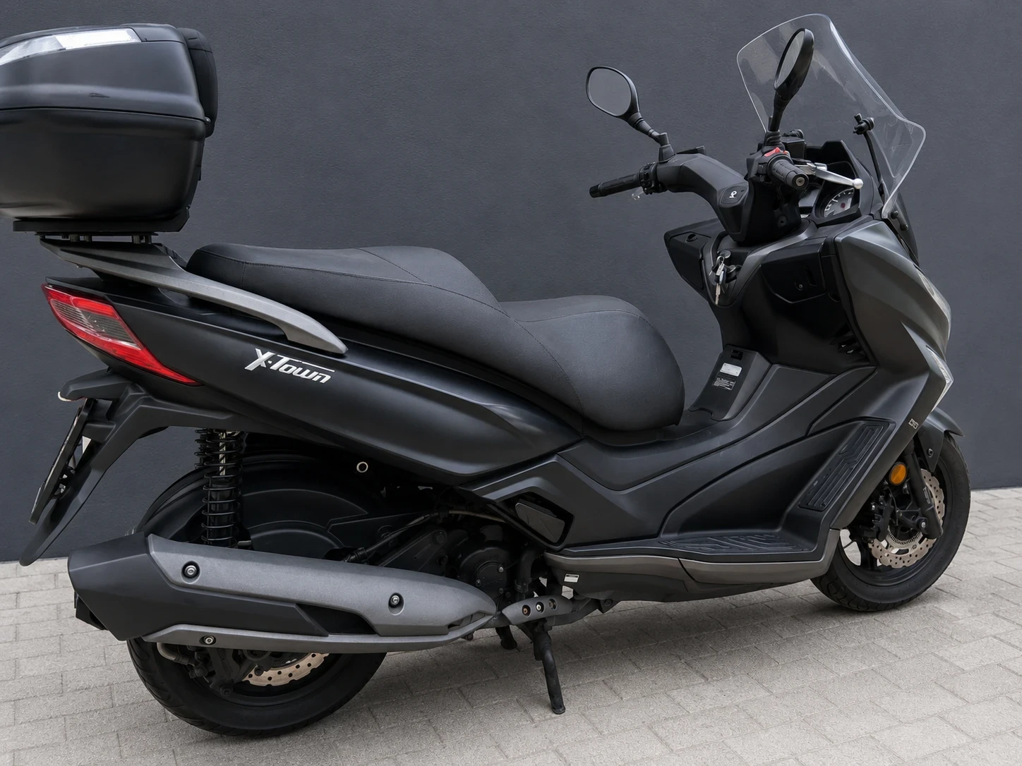 Kymco Downtown, снимка 3 - Мотоциклети и мототехника - 52160302