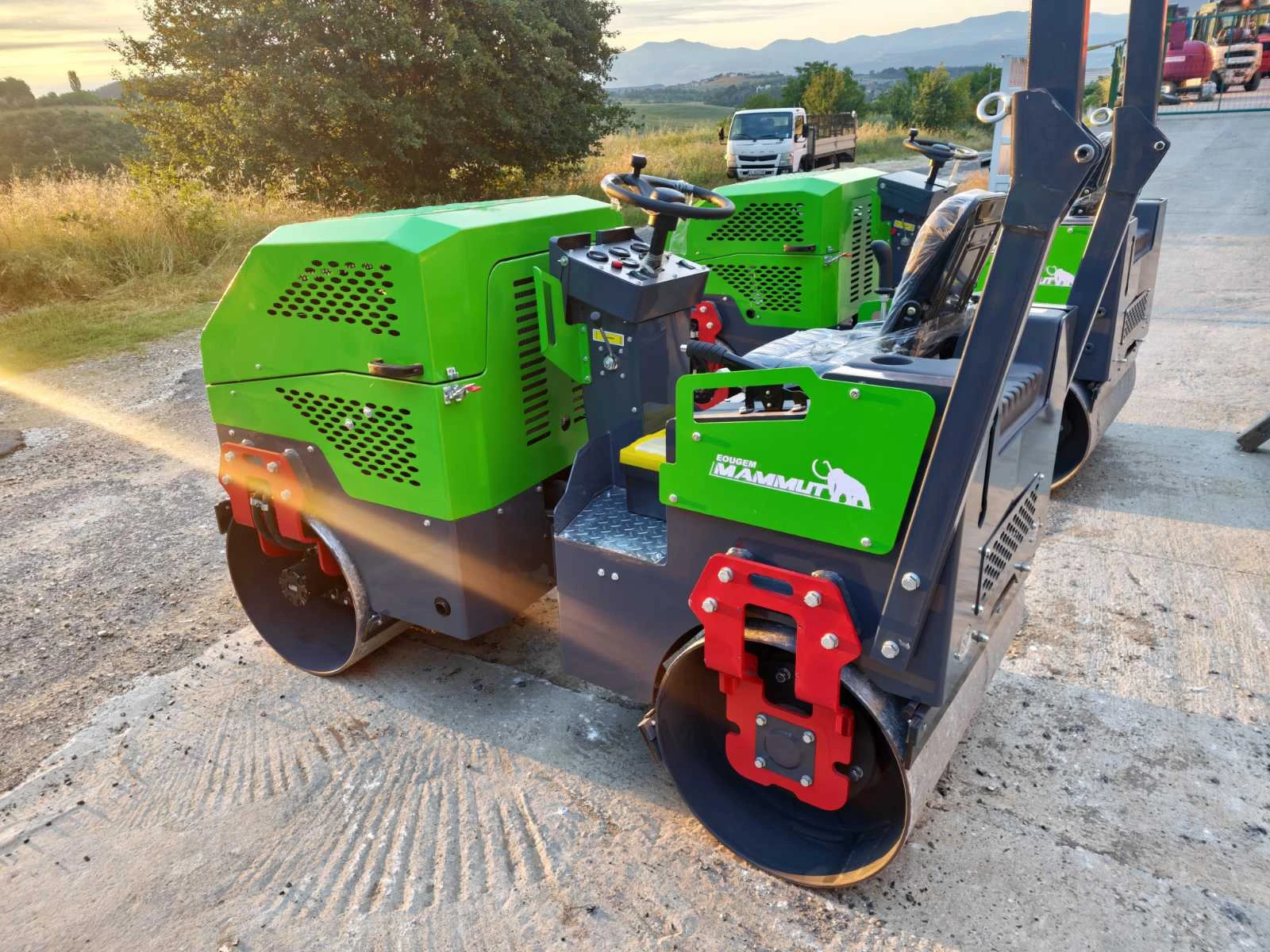 Валяк BOMAG НОВИ КУБОТА МОТОР, снимка 8 - Индустриална техника - 55018519