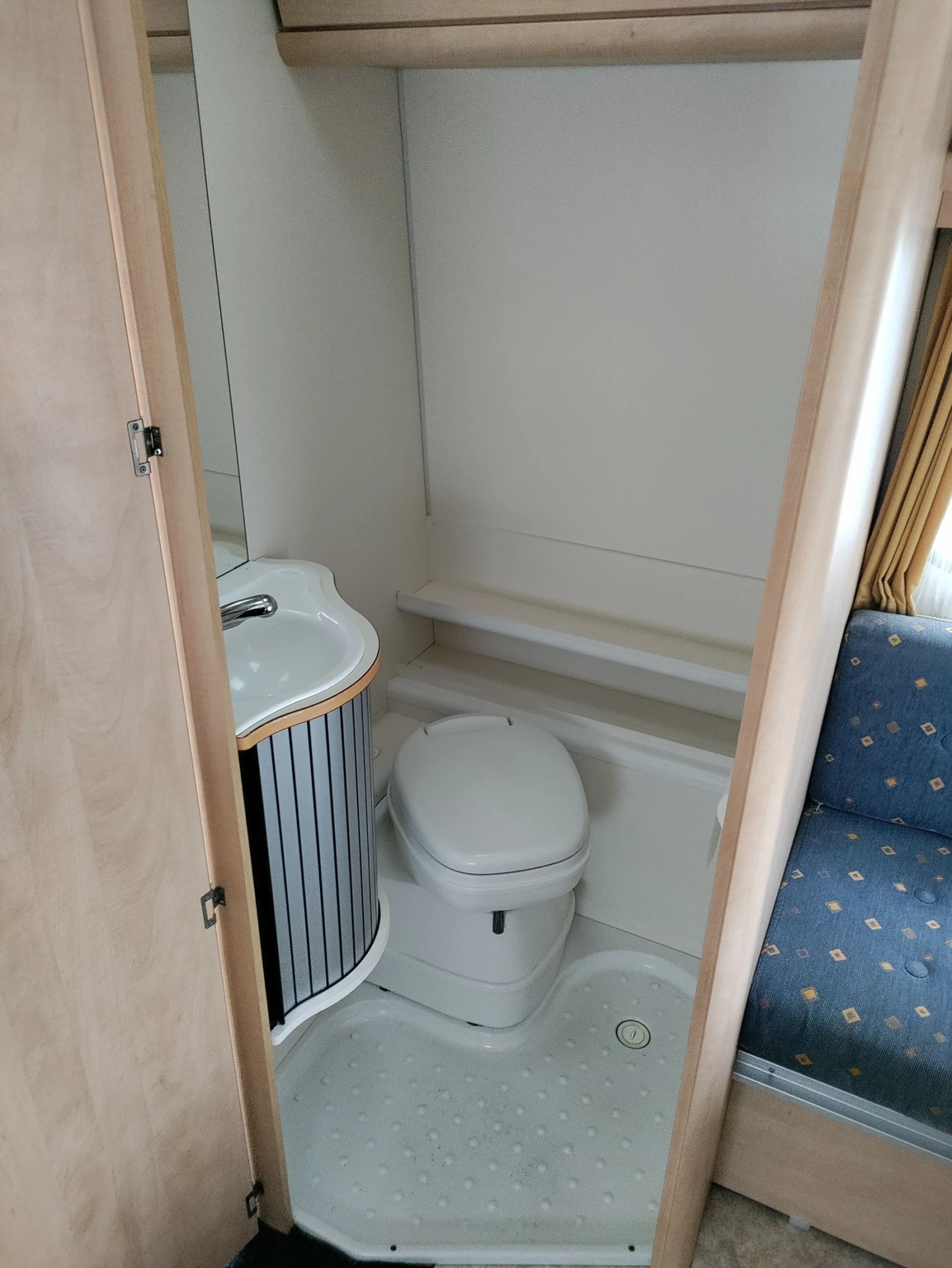 �������� KIP Shuttle Special ������� 2003 | Mobile.bg � ����������� 14