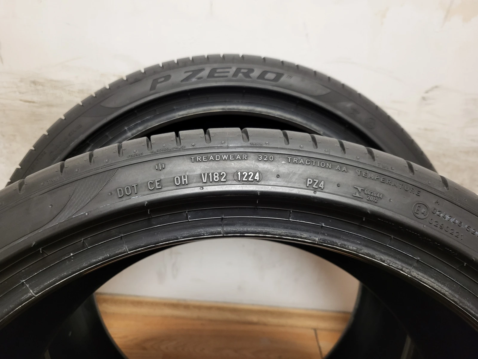 Гуми Летни 275/35R21, снимка 9 - Гуми и джанти - 54724317