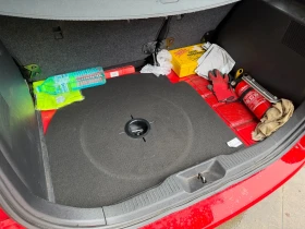 Mazda 2 1.25i (75), снимка 16