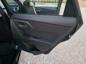 Toyota Auris 1.6 VVTI Навигация Парктроник Евро 5, снимка 9