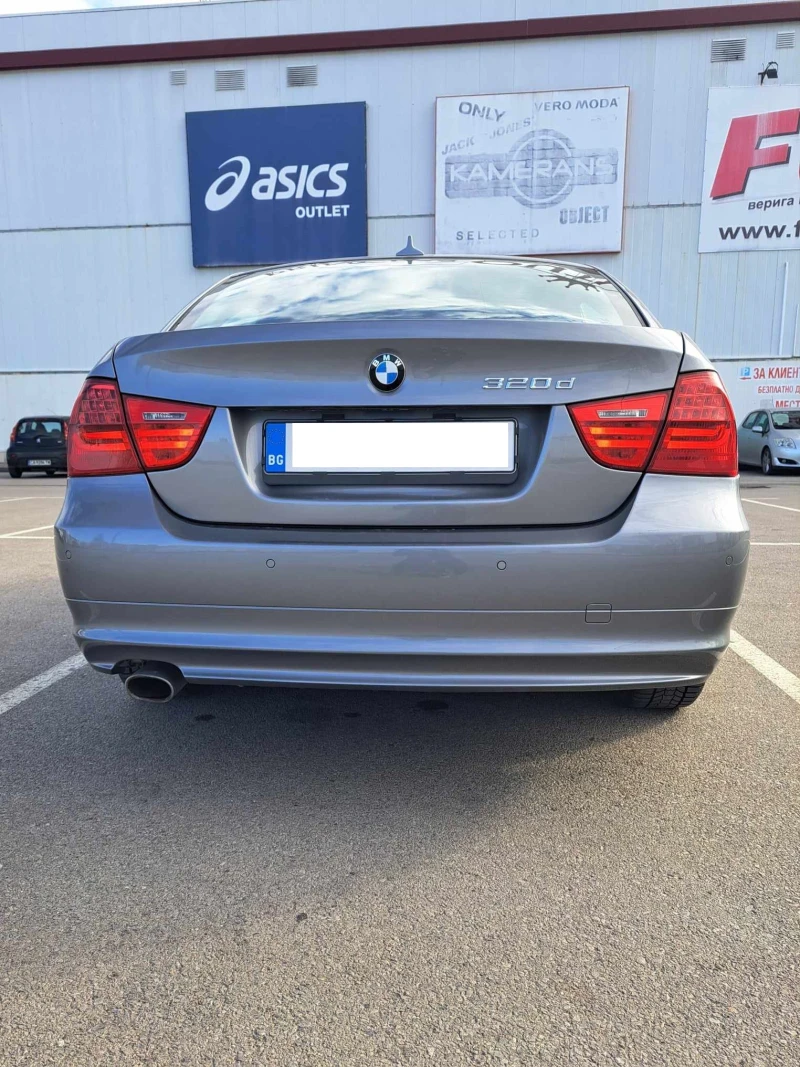 BMW 320 d xDrive, снимка 4 - Автомобили и джипове - 46913254