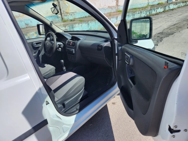 Opel Combo 1.3D  ХЛАДИЛЕН, снимка 11 - Автомобили и джипове - 52117190