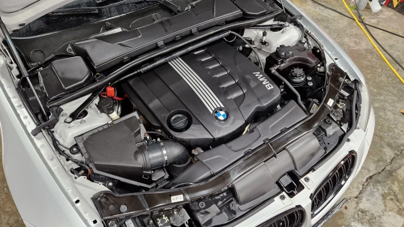 BMW 330 Xd, снимка 12 - Автомобили и джипове - 52388360