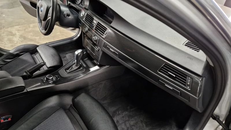 BMW 330 Xd, снимка 9 - Автомобили и джипове - 52388360