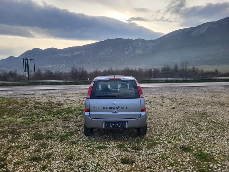 Opel Meriva 1.7CDTi, снимка 4 - Автомобили и джипове - 52541336