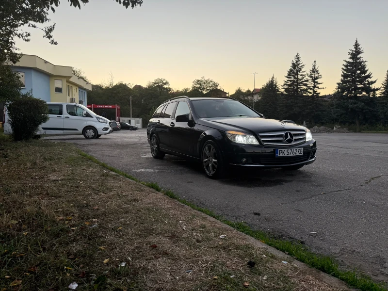 Mercedes-Benz C 220, снимка 2 - Автомобили и джипове - 52704992
