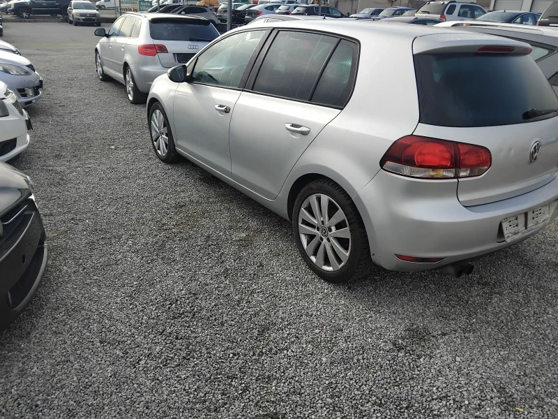 VW Golf 2.0TDi110ксА/С, снимка 8 - Автомобили и джипове - 52815689