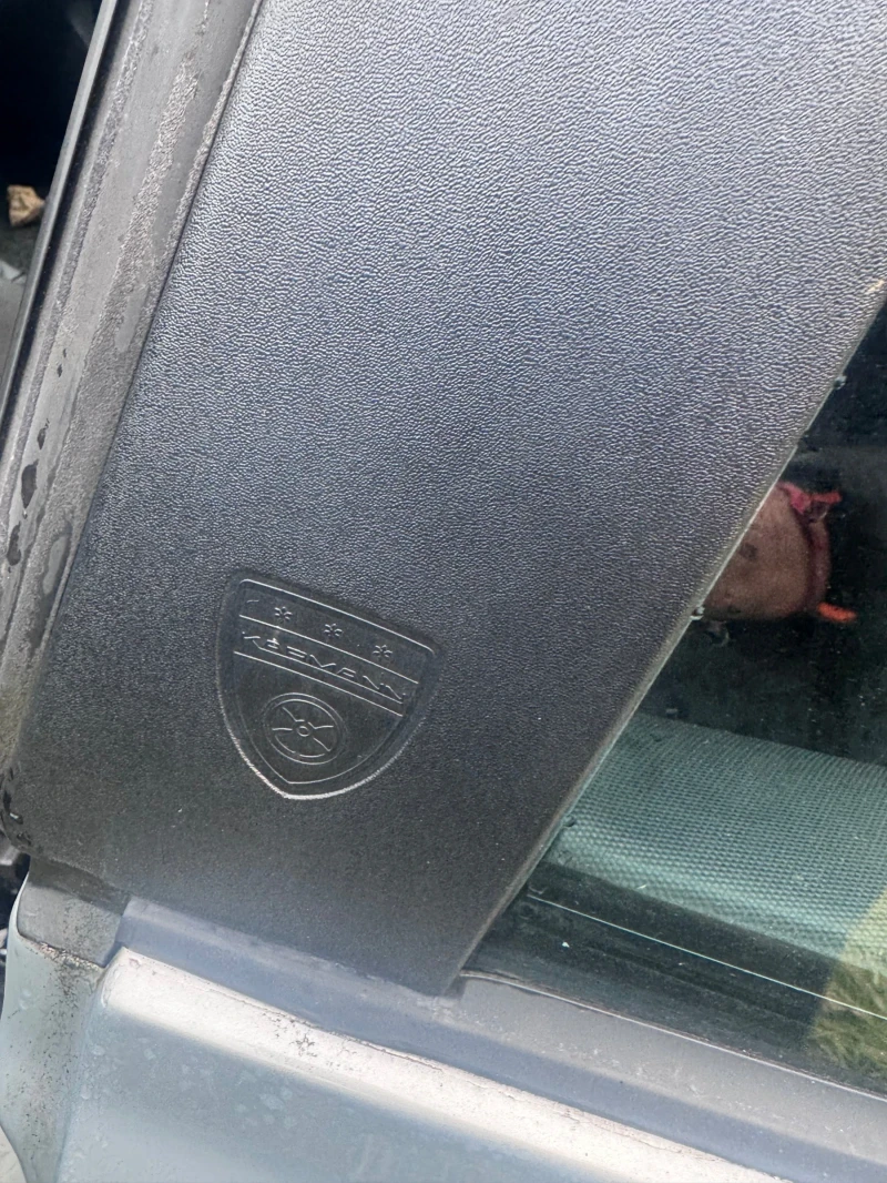 VW Golf 1.9TDI 110k.c, снимка 6 - Автомобили и джипове - 52867856