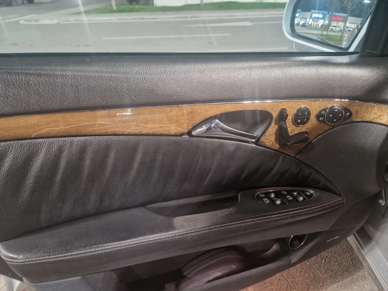 Mercedes-Benz E 320 3200, снимка 11 - Автомобили и джипове - 52874927