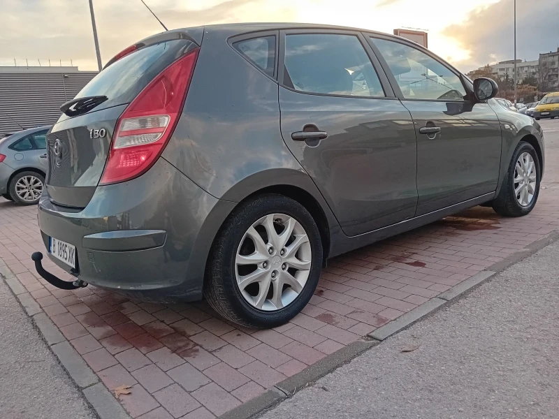 Hyundai I30 1.6i EXCLUSIVE PACK , снимка 10 - Автомобили и джипове - 52880720