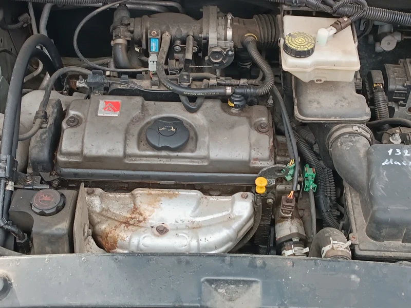 Citroen Xsara picasso 1.6, снимка 11 - Автомобили и джипове - 53259032