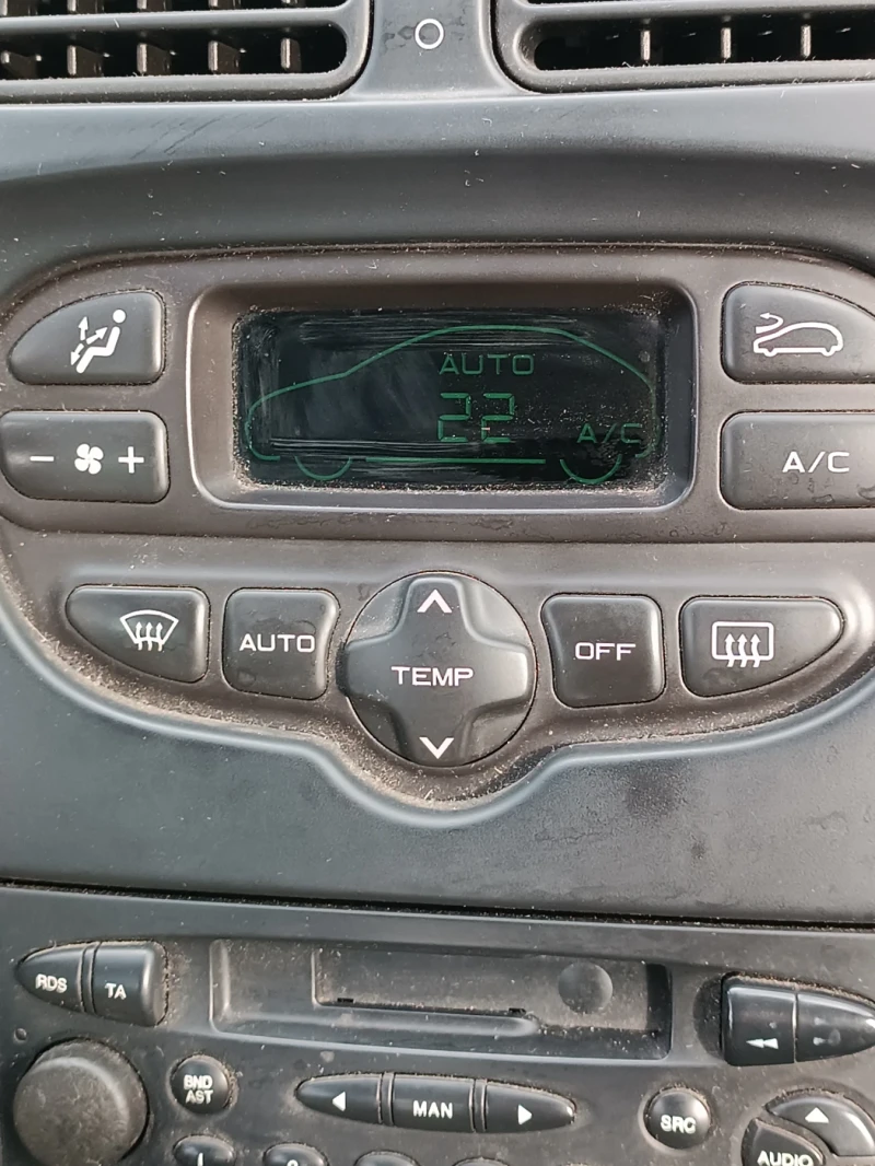 Citroen Xsara picasso 1.6, снимка 10 - Автомобили и джипове - 53259032