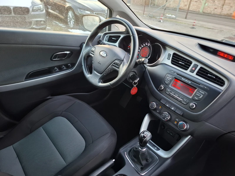 Kia Ceed 1.6GDI   152000км., снимка 11 - Автомобили и джипове - 53342862