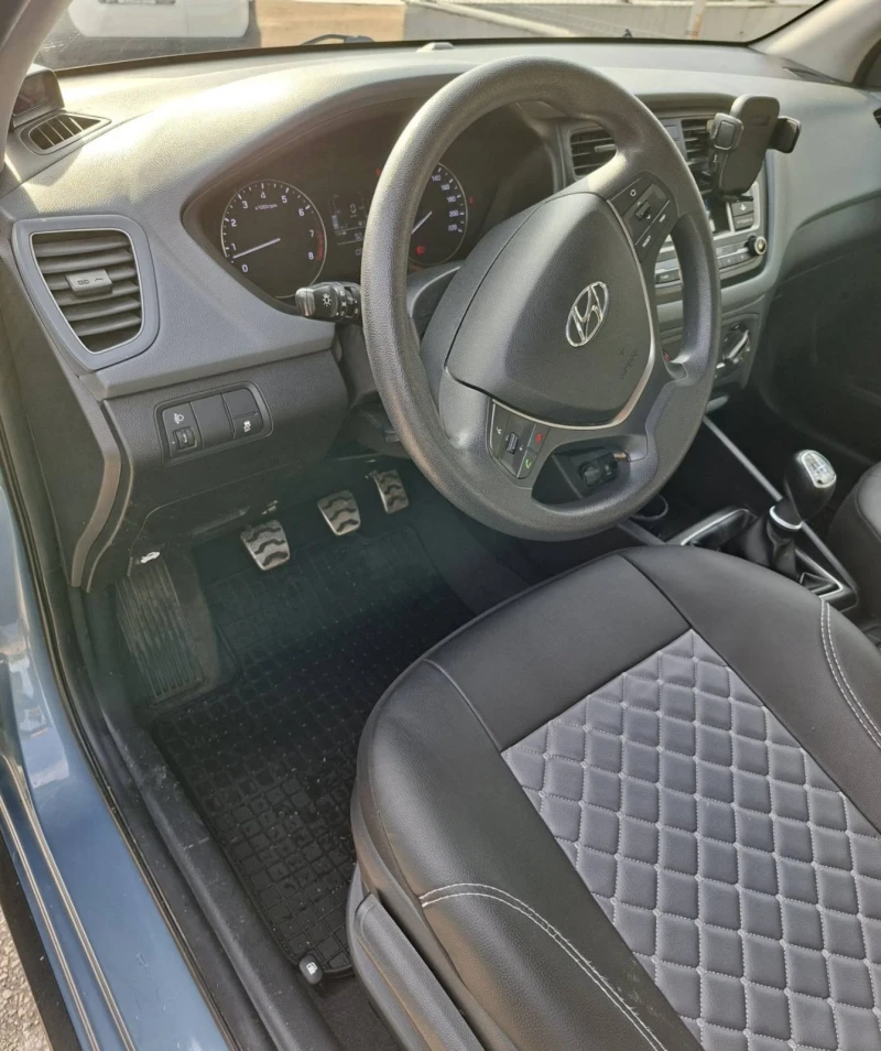 Hyundai I20 active , снимка 4 - Автомобили и джипове - 53355640