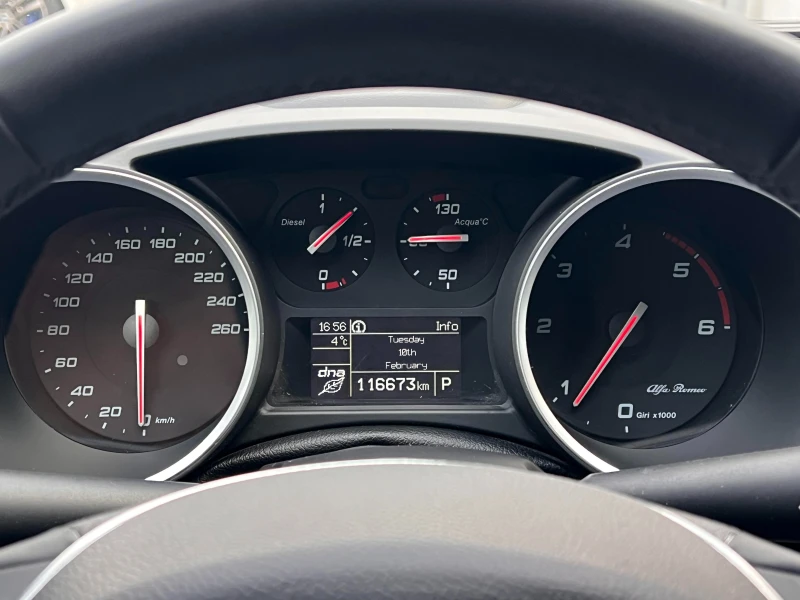 Alfa Romeo Giulietta 1.6JTD Автоматик ПРОЧЕТИ ОПИСАНИЕТО, снимка 14 - Автомобили и джипове - 53434001