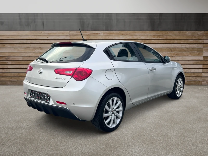 Alfa Romeo Giulietta 1.6JTD Автоматик ПРОЧЕТИ ОПИСАНИЕТО, снимка 6 - Автомобили и джипове - 53434001