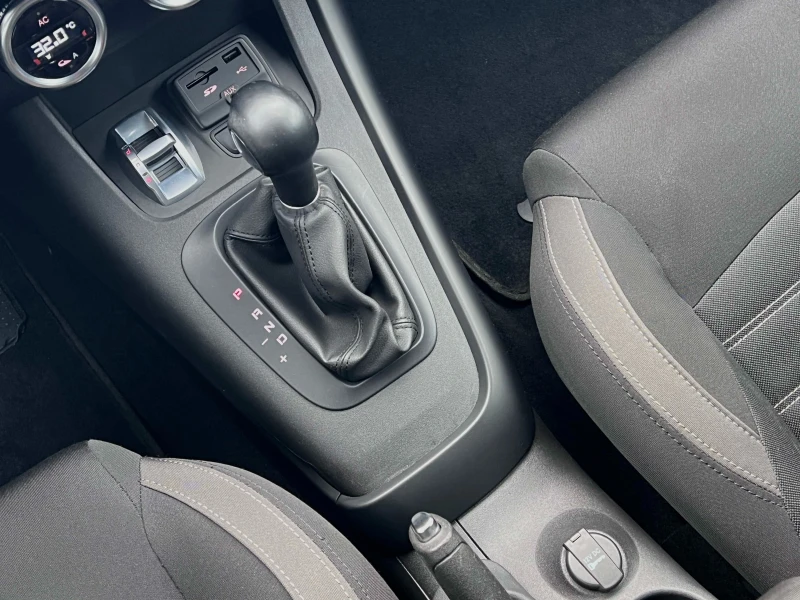 Alfa Romeo Giulietta 1.6JTD Автоматик ПРОЧЕТИ ОПИСАНИЕТО, снимка 10 - Автомобили и джипове - 53434001