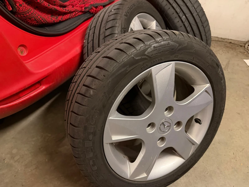 Mazda 2 1.2i (I DY), снимка 12 - Автомобили и джипове - 53576308