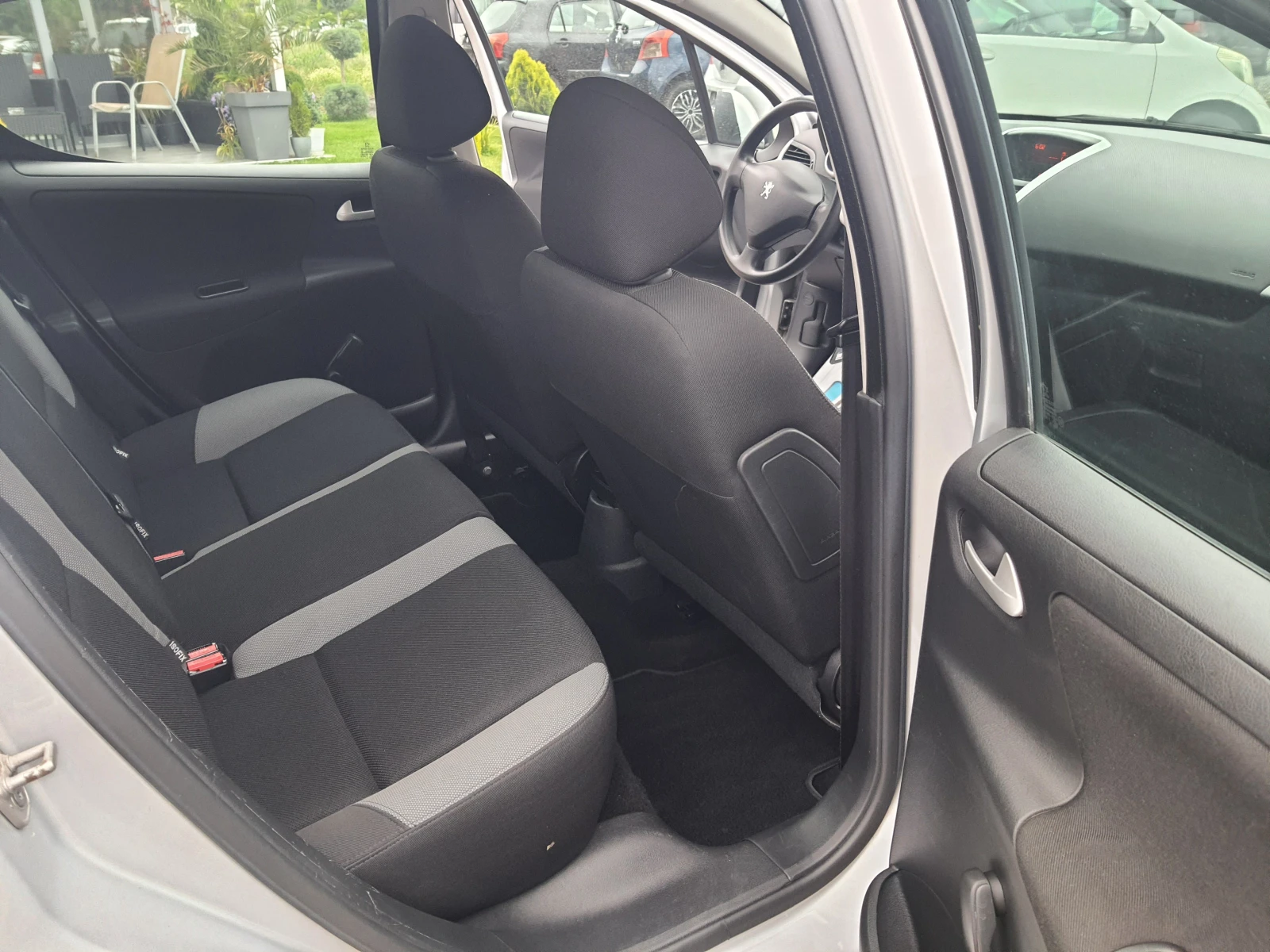 Peugeot 207 1.4i-74k.c. | Mobile.bg � ����������� 12