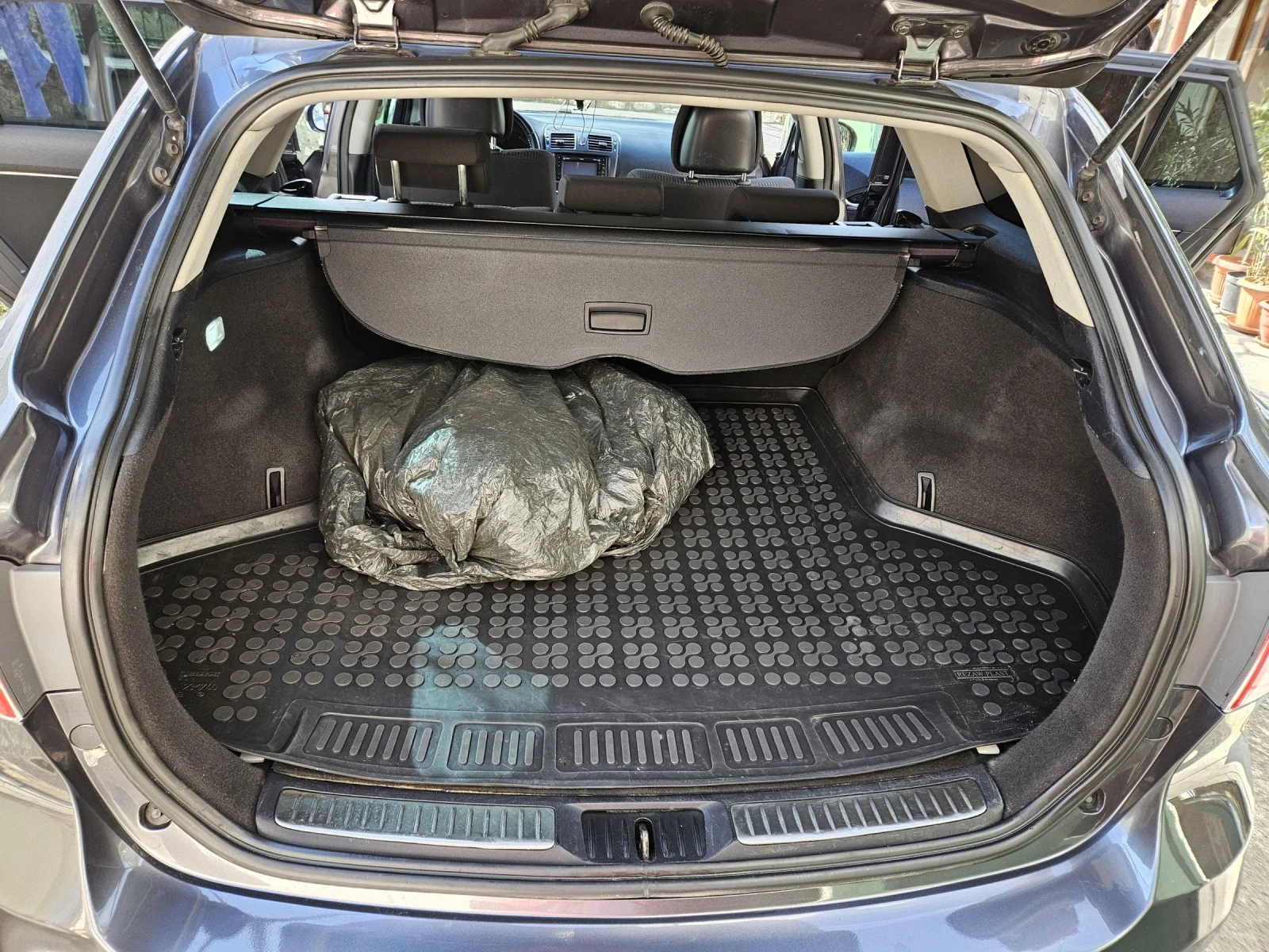 Toyota Avensis T27  - изображение 5
