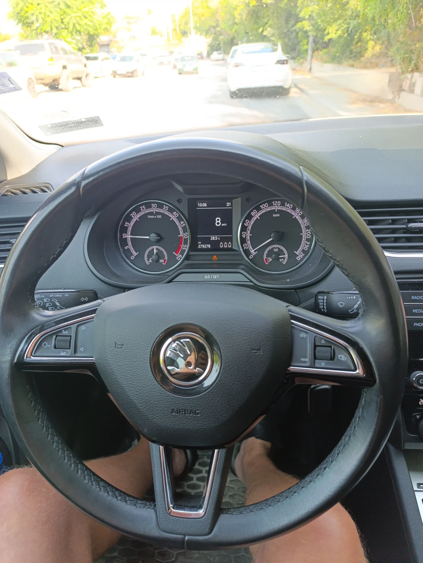 Skoda Octavia 2.0 ТDI - изображение 7