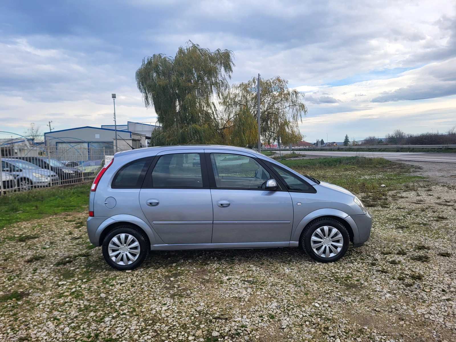 Opel Meriva 1.7CDTi - изображение 6