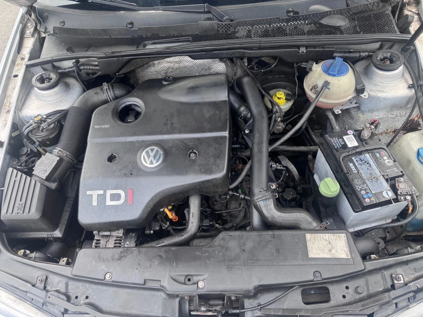 VW Golf 1.9TDI 110k.c - изображение 9