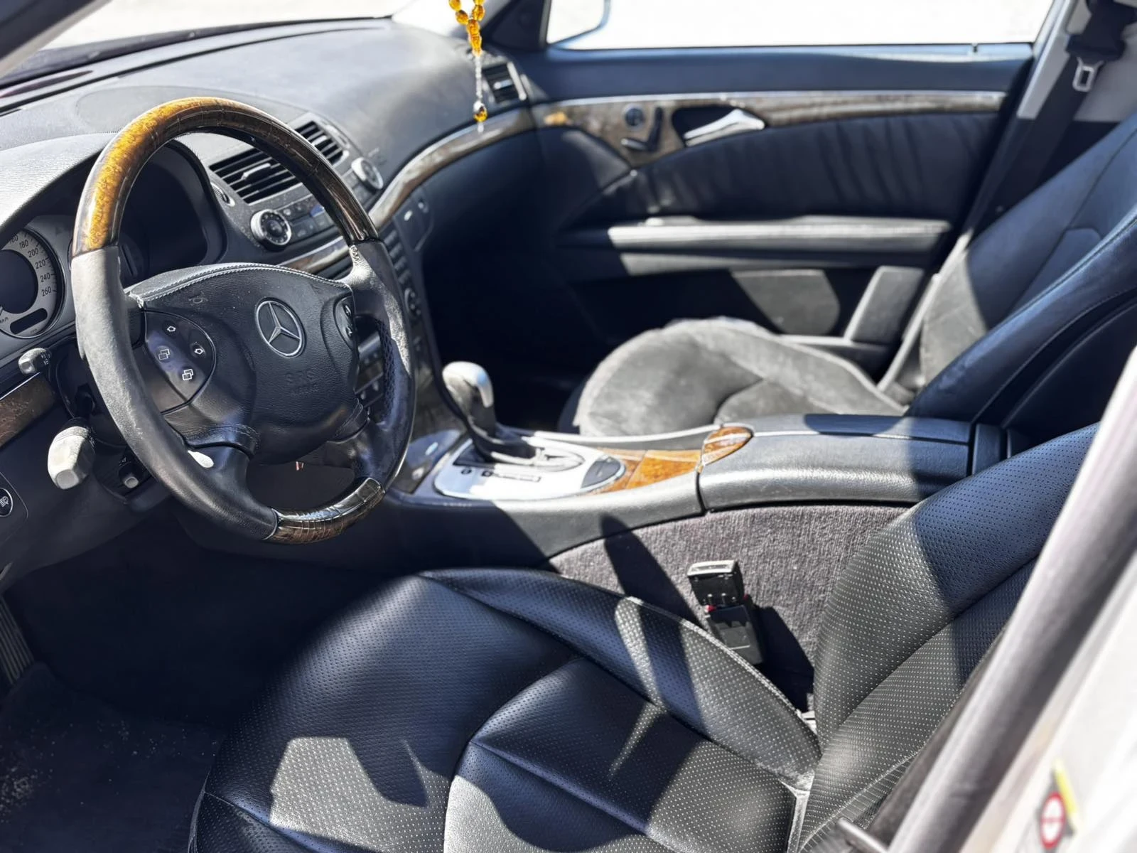 Mercedes-Benz E 320 3200, снимка 10 - Автомобили и джипове - 55780756