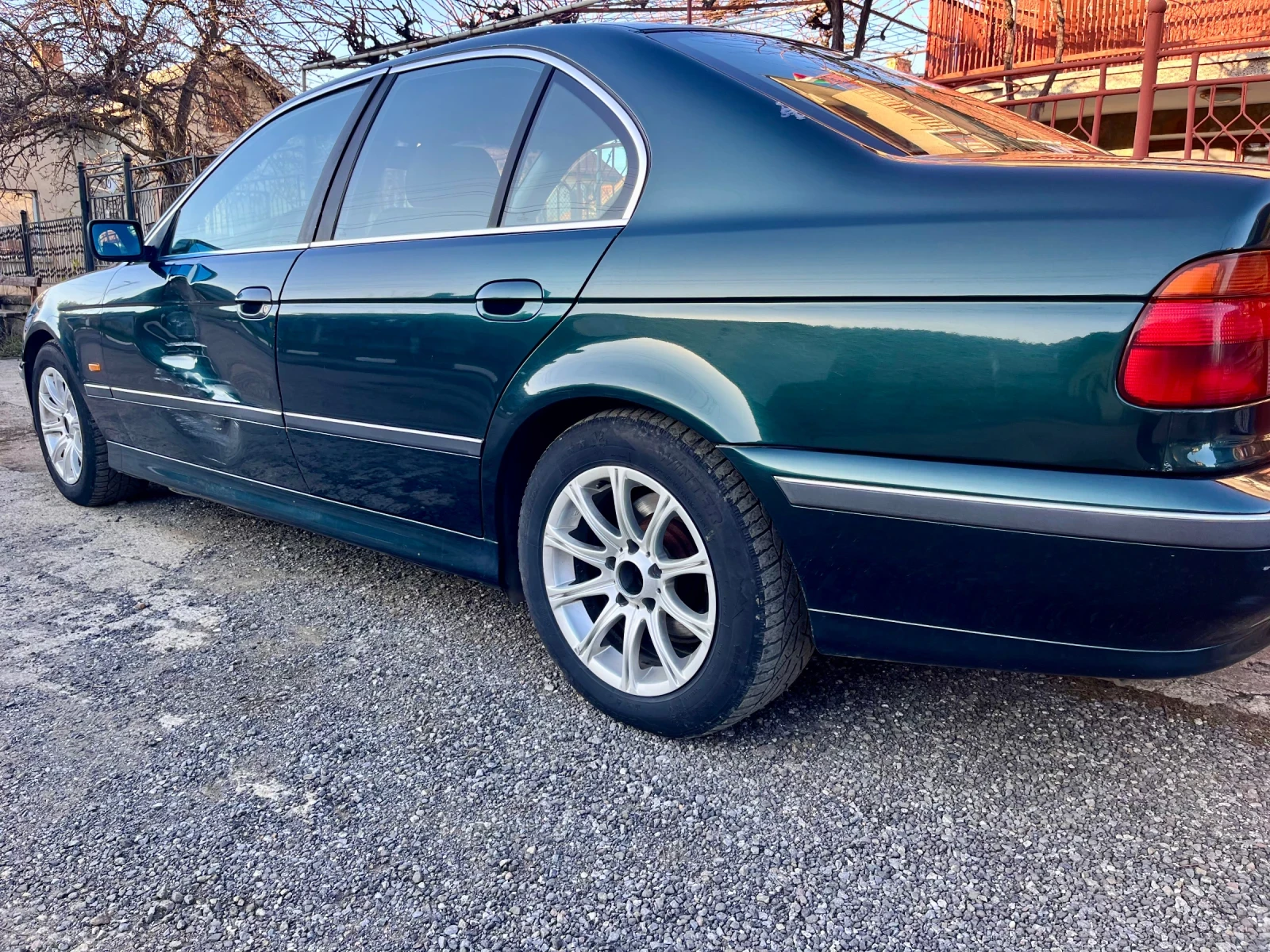 BMW 525  - изображение 2