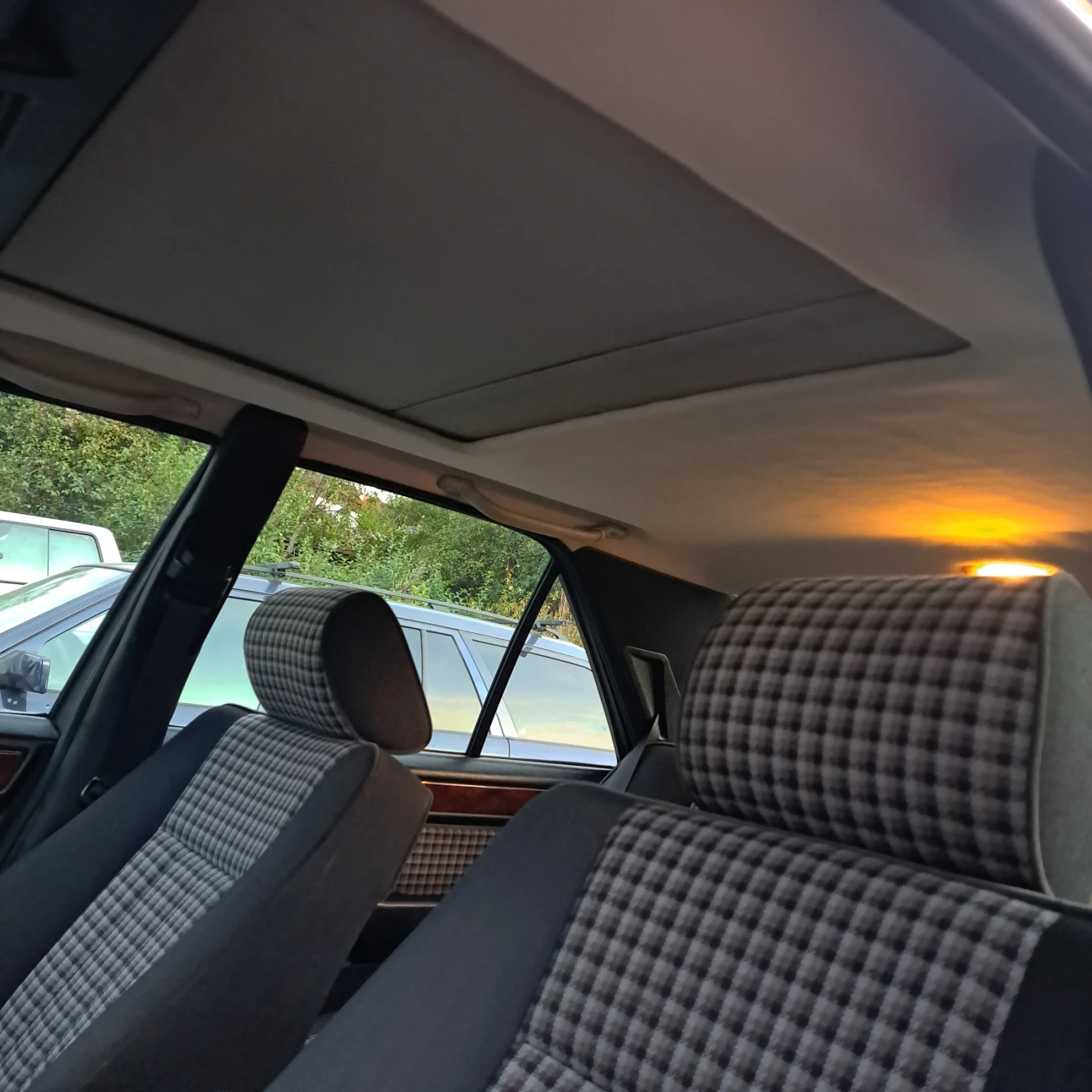 Mercedes-Benz 124 Е250 - изображение 7