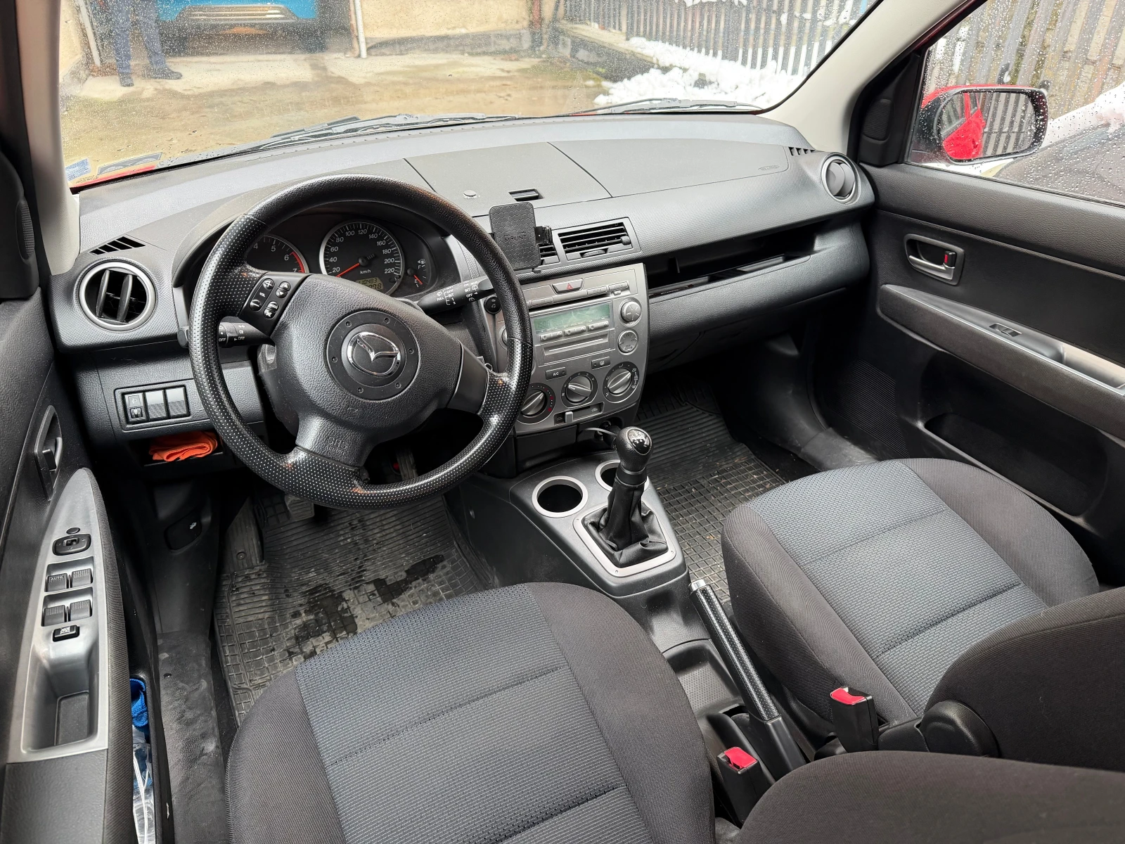 Mazda 2 1.25i (75), снимка 5 - Автомобили и джипове - 53576308