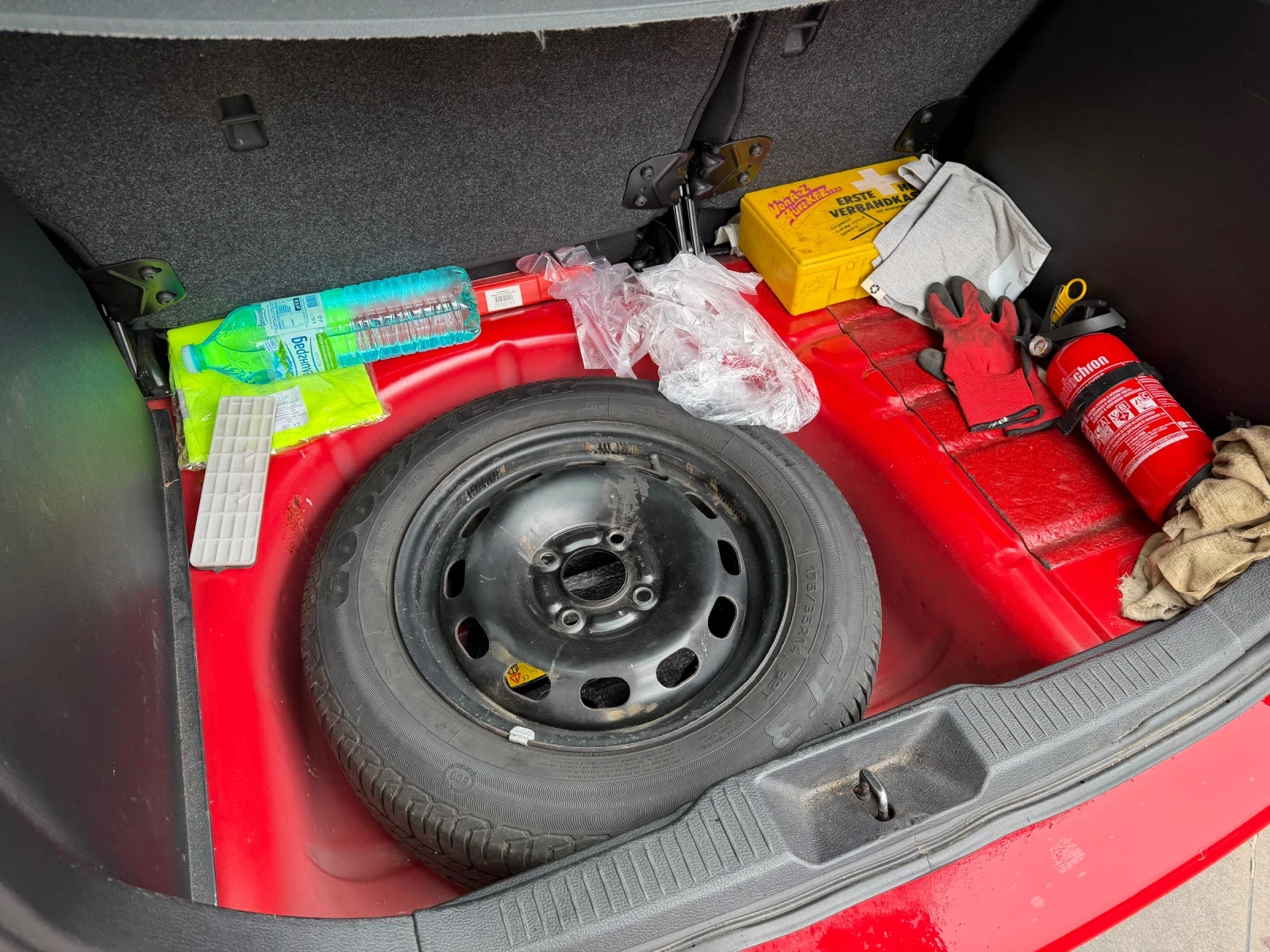 Mazda 2 1.25i (75), снимка 14 - Автомобили и джипове - 53576308