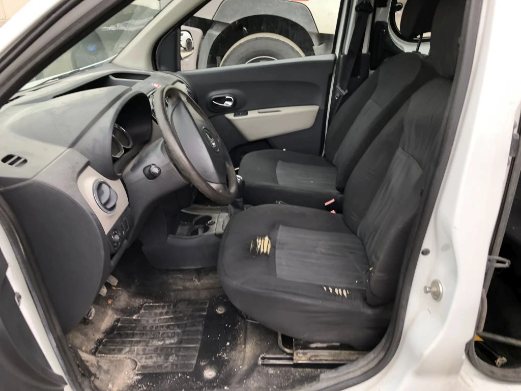 Dacia Dokker 1.50 tsi - изображение 5