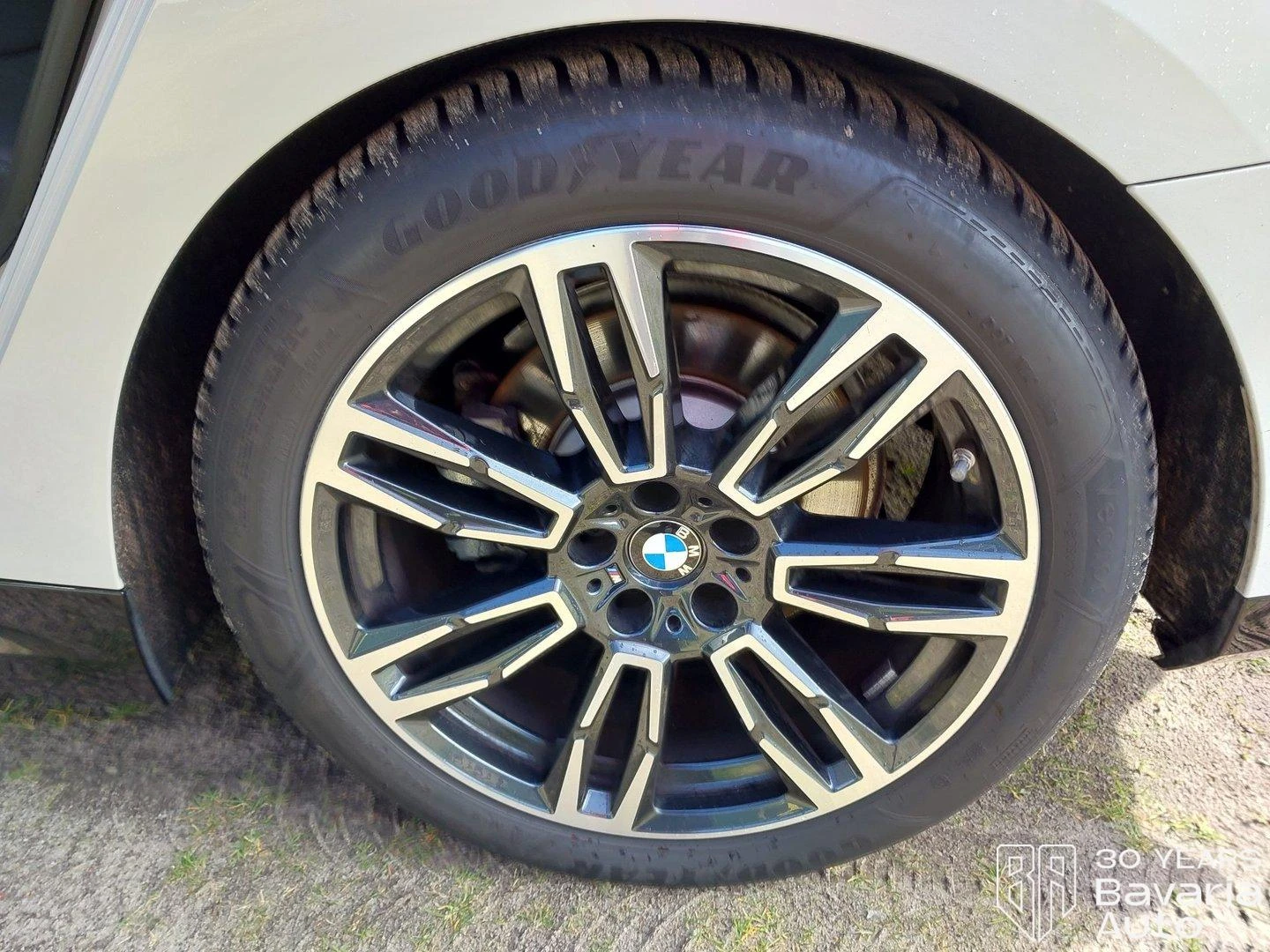 BMW 520 d xDrive Touring M Sport Paket Steptronic, снимка 17 - Автомобили и джипове - 54129825