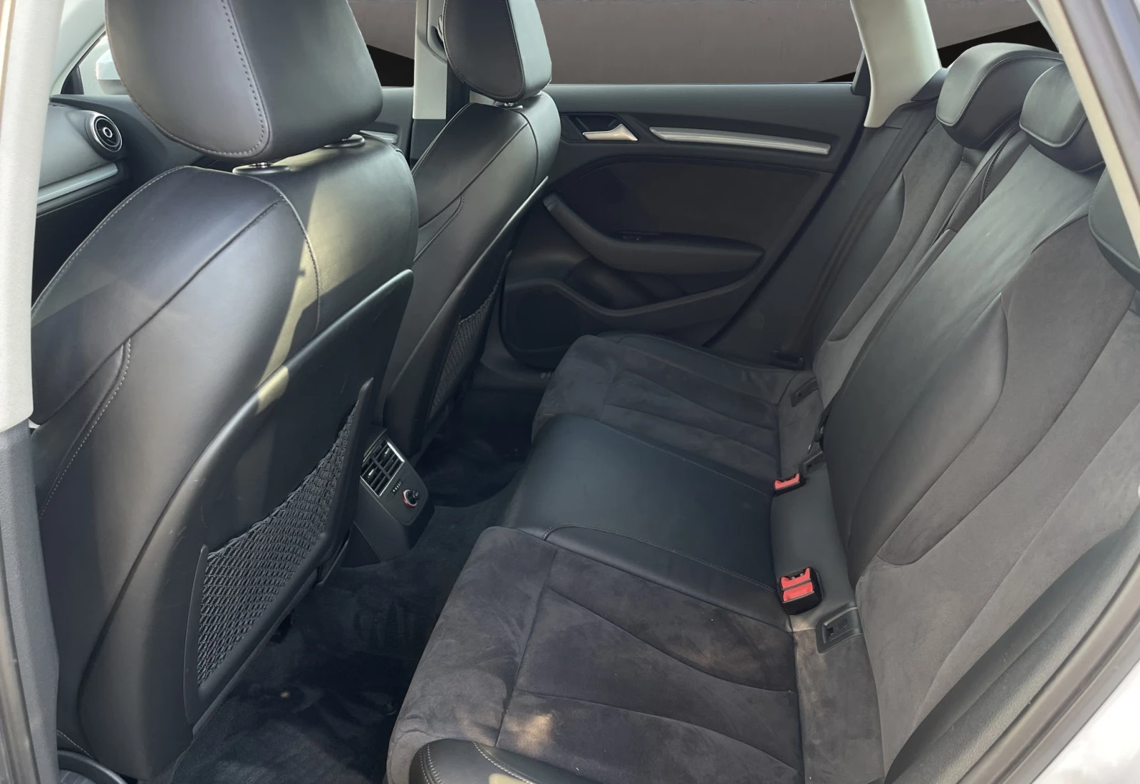 Audi A3 SPORTBACK 2.0TDI EDITION QUATTRO, снимка 13 - Автомобили и джипове - 54526483