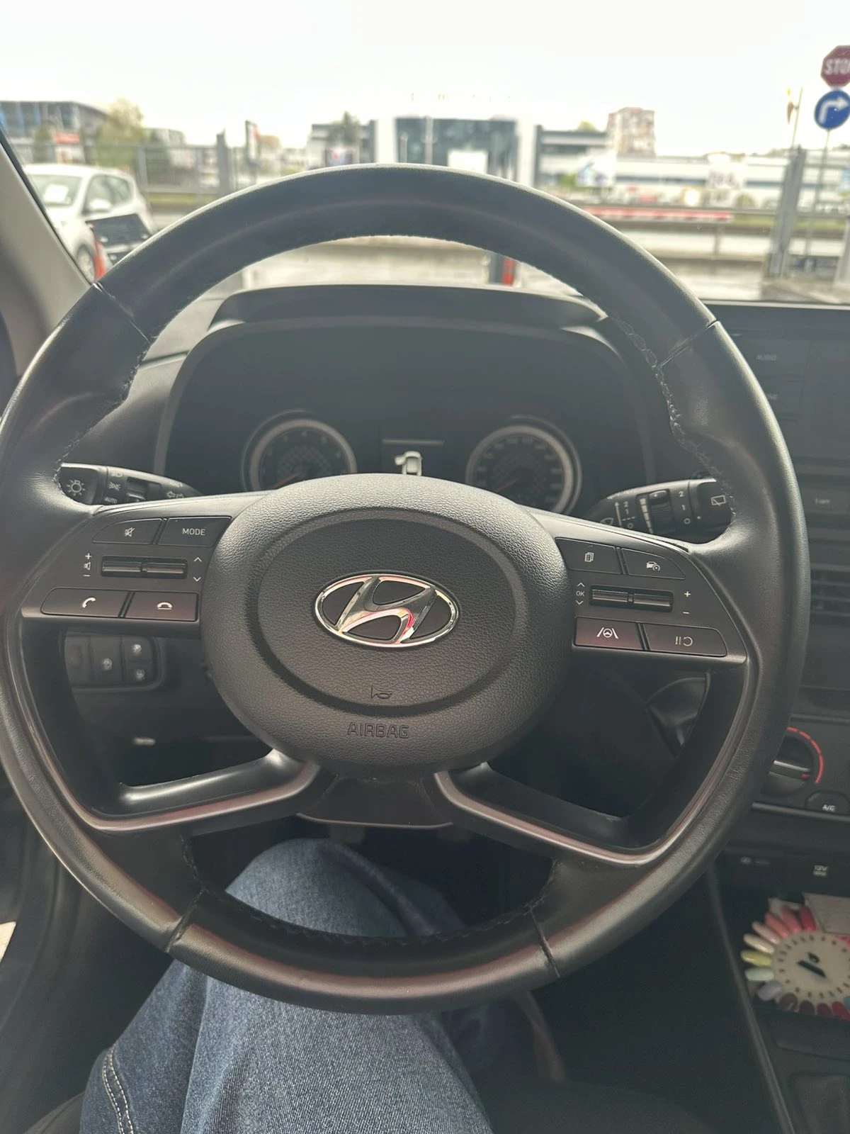 Hyundai I20, снимка 8 - Автомобили и джипове - 54650256