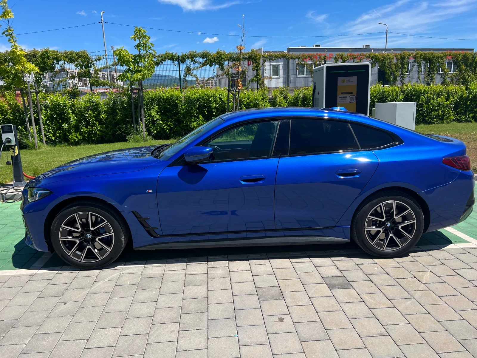 BMW i4, снимка 7 - Автомобили и джипове - 54750880