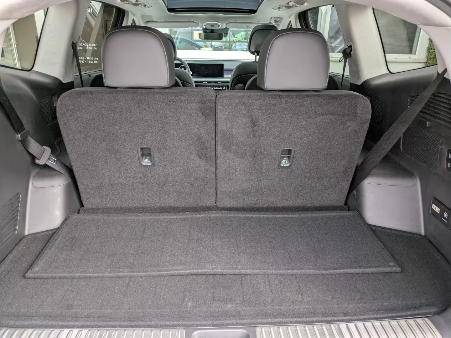 Hyundai IONIQ 9 UNIQ AWD 6 Seats PANO 360* DISTR HUD Winter Pack+ , снимка 15 - Автомобили и джипове - 54820872